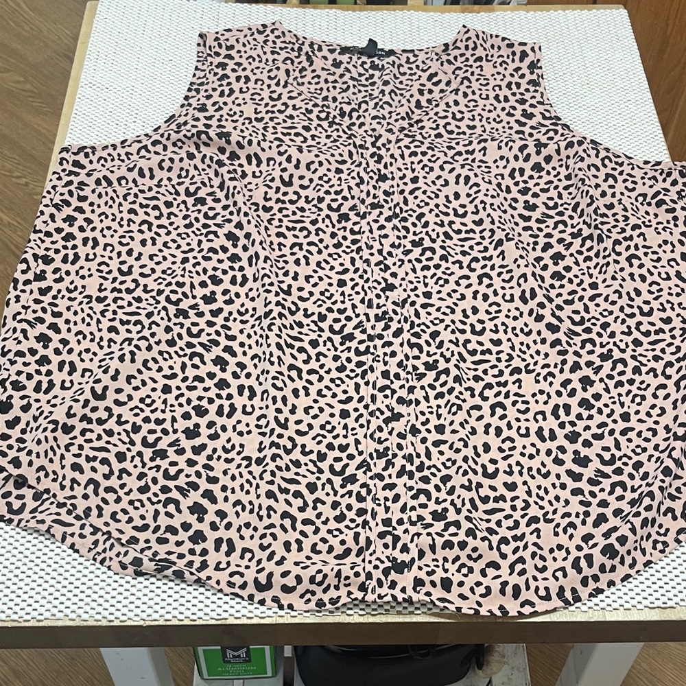 41 Hawthorn Animal Print Top - Sz 2X